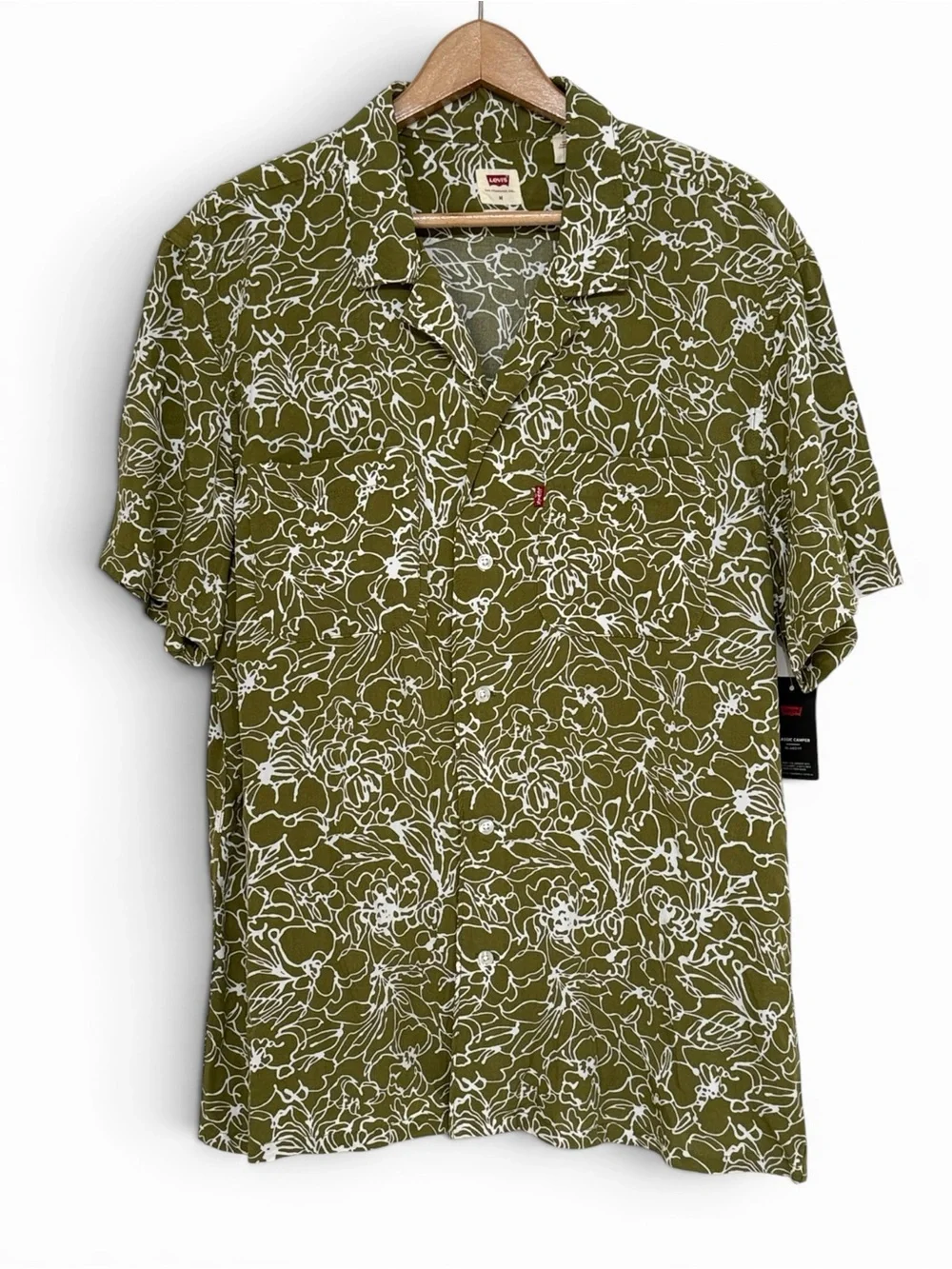 Levi’s Classic Camper Green Floral Button Up Shirt Medium NWT